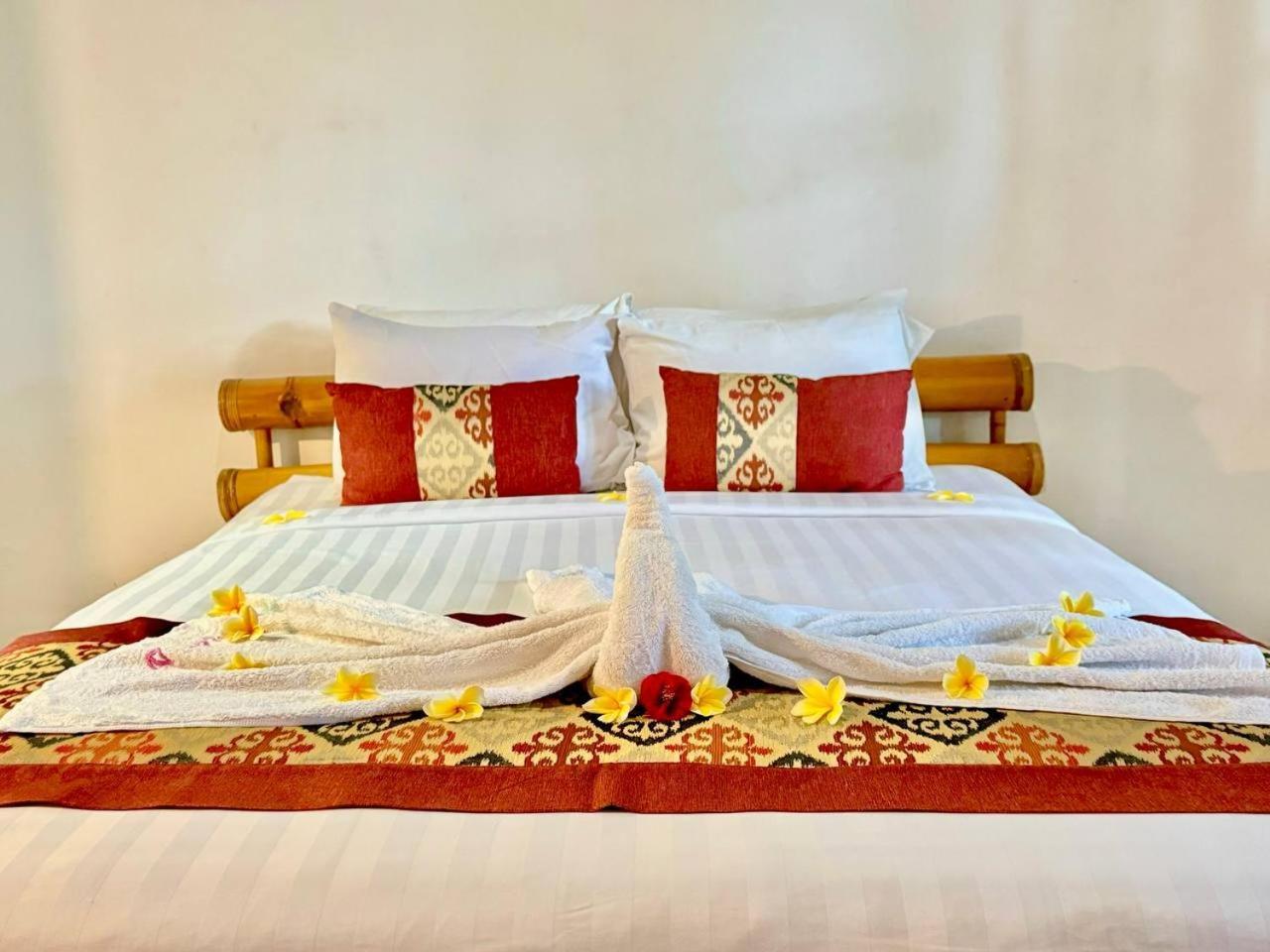 Narafa'S Guest House Jasri Esterno foto